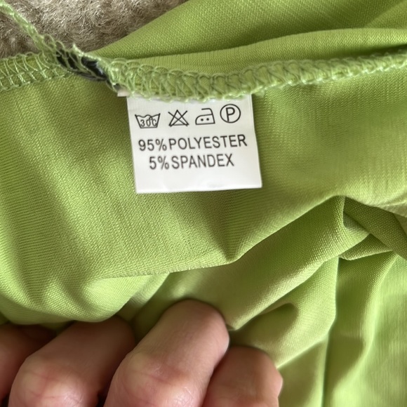 Green Crop Top - Picture 6 of 6